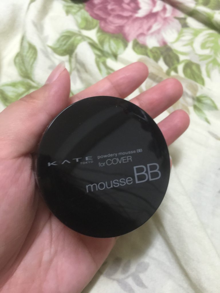 KATE TOKYO 凱婷輕透肌BB慕斯粉底 SPF30 PA+++ 使用心得分享 修飾毛孔&遮瑕力極佳!油肌超適用,乾肌請先保濕再上! 彩妝品分享 民生資訊分享