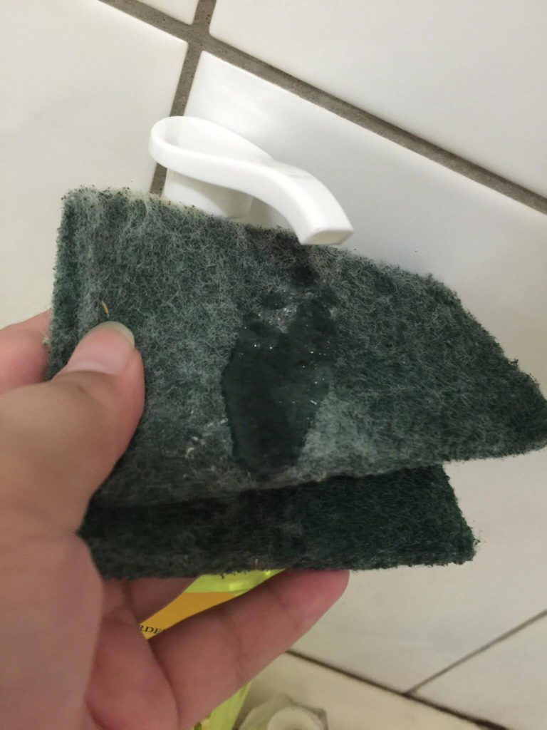 茶樹莊園洗碗精 清除看的見的油汙,還要去除看不見的細菌 全台獨家含有100%澳洲茶樹精油的洗碗精 民生資訊分享 自己動手做!