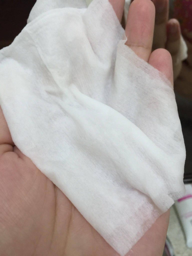 L`Oréal Paris巴黎萊雅三合一卸妝潔顏水 保濕型 使用心得分享 日常淡妝溫和好卸,濃妝請跳過~ 保養品分享 健康養身 彩妝品分享