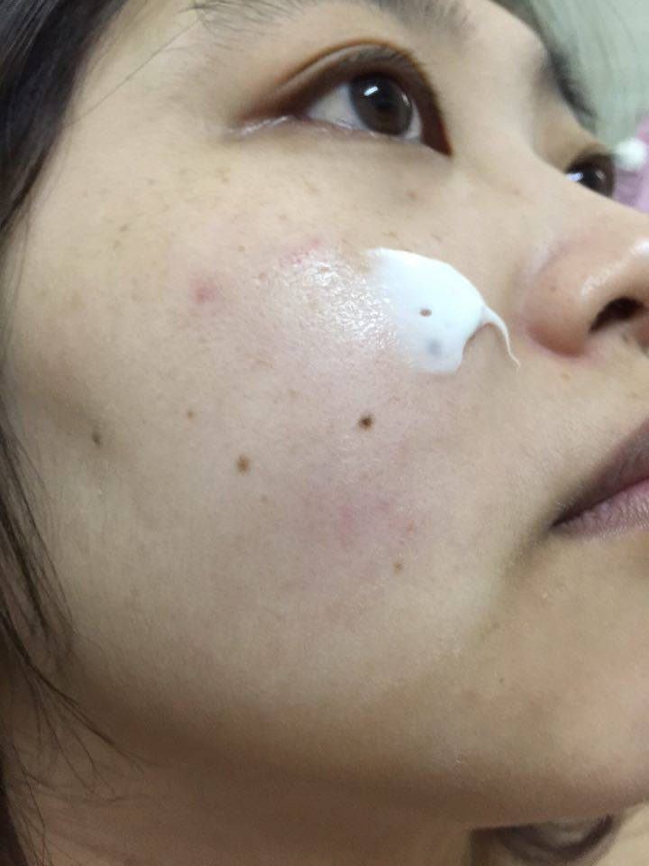 USERISM 靓肌靚水漾仙跡多功修護菁純霜 使用心得分享 適合冬天使用的溫和滋潤乳霜,使用感覺很像雅詩蘭黛乳霜,想找替代品的也許可以考慮! 保養品分享 健康養身 彩妝品分享 民生資訊分享 醫美