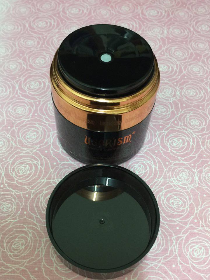 USERISM 靓肌靚水漾仙跡多功修護菁純霜 使用心得分享 適合冬天使用的溫和滋潤乳霜,使用感覺很像雅詩蘭黛乳霜,想找替代品的也許可以考慮! 保養品分享 健康養身 彩妝品分享 民生資訊分享 醫美