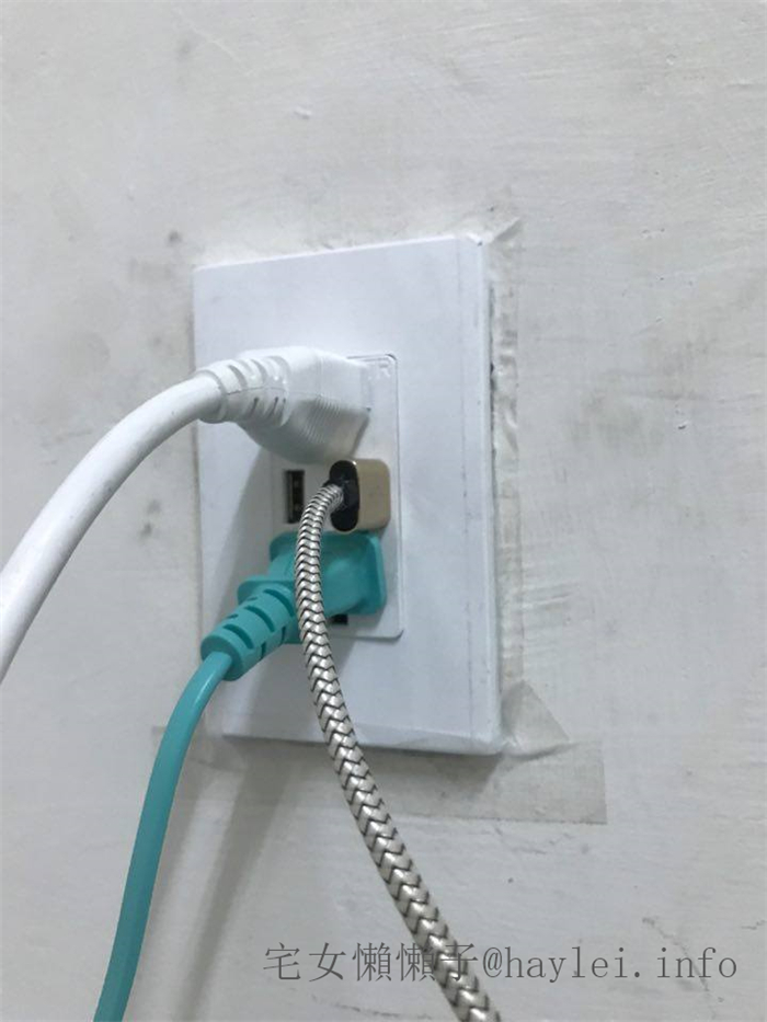 Enerlites恩納萊 USB充電插座 插座更換DIY 宅男宅女們憧憬的智能3C設備~就是想賴床一整天,我的床就是我的生活圈! 3C相關 民生資訊分享 自己動手做!