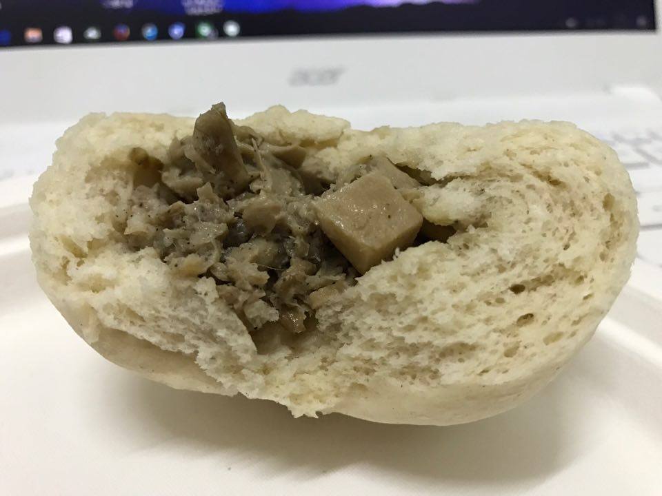 糙米活菌鮮肉竹筍包 楓康超市必買好物～活菌豬的豬肉絲毫不腥，大粒鮮甜筍塊　小資/銅板早點好選擇 中式料理 健康養身 飲食集錦 