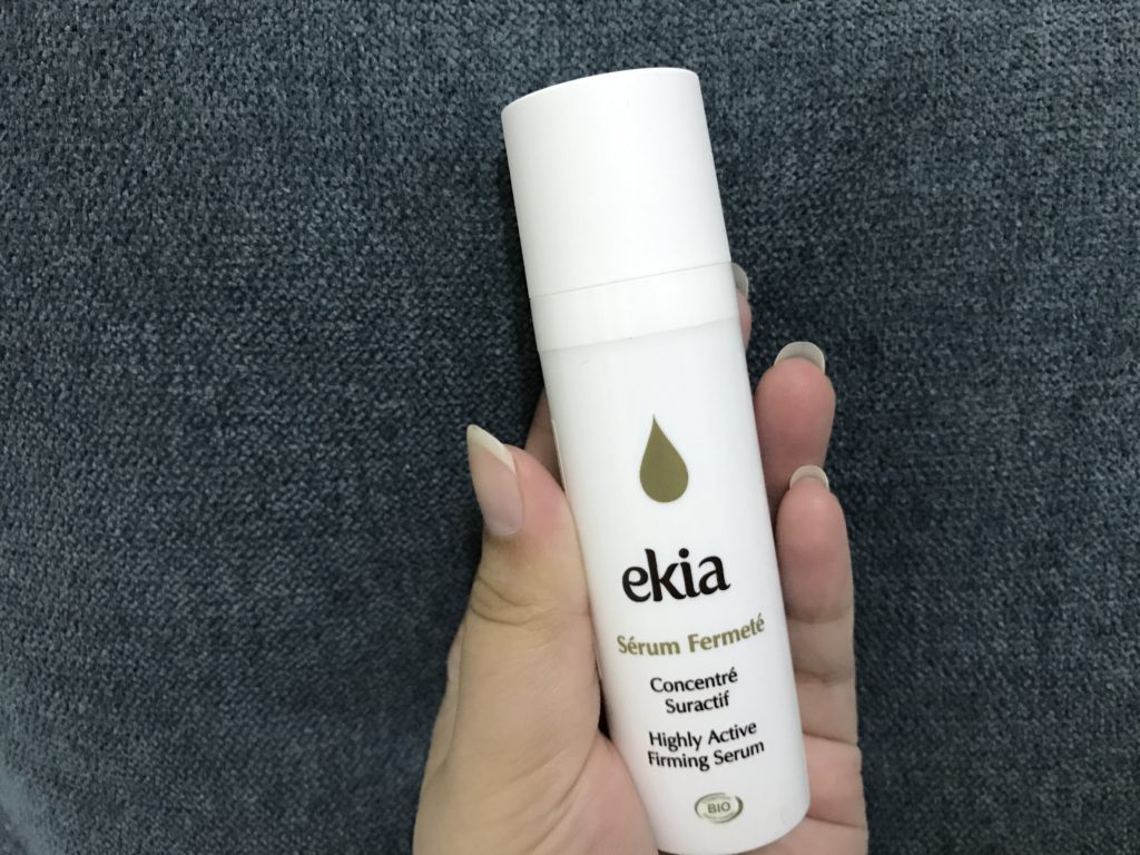 ekia 抗皺緊緻精華液 保養要從年輕開始!使用評價&真心話大分享~ 保養品分享 攝影 民生資訊分享