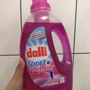 Dalli達麗-運動衣料洗衣精-德國原裝進口的魅力粉紅-香氣芬芳的低泡沫配方，讓汗臭掰掰～連油漬、血漬也可以！ 健康養身 民生資訊分享  