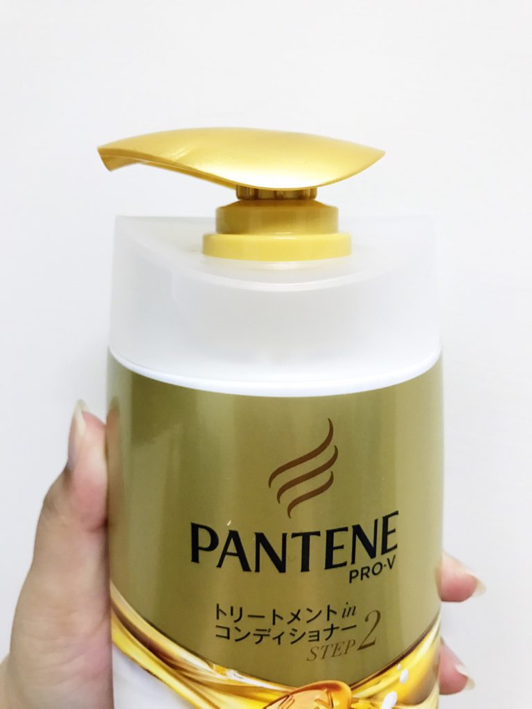 hair care-柔順毛髮-Pantene/潘婷-極緻潘婷深層損傷修護精華液修護乳-The way to solve Long hair tangles. 保養品分享 民生資訊分享 美髮相關