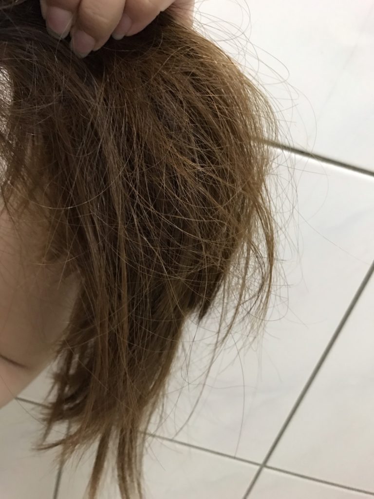 hair care-柔順毛髮-Pantene/潘婷-極緻潘婷深層損傷修護精華液修護乳-The way to solve Long hair tangles. 保養品分享 民生資訊分享 美髮相關