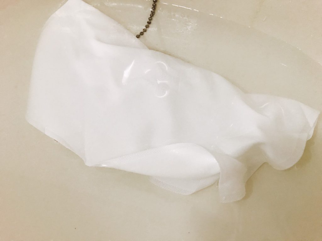 skincare/cleanser/臉部清潔產品-O.Verna cleana 超細纖維深層潔顏布-卸除彩妝,一塊布就可以!日本特殊專利織法,體驗輕柔中的極致純淨~ 保養品分享 健康養身 彩妝品分享 民生資訊分享