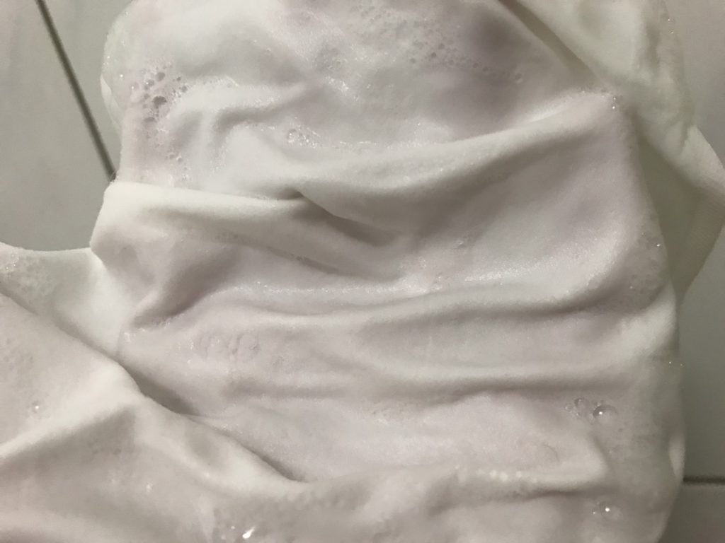 skincare/cleanser/臉部清潔產品-O.Verna cleana 超細纖維深層潔顏布-卸除彩妝,一塊布就可以!日本特殊專利織法,體驗輕柔中的極致純淨~ 保養品分享 健康養身 彩妝品分享 民生資訊分享