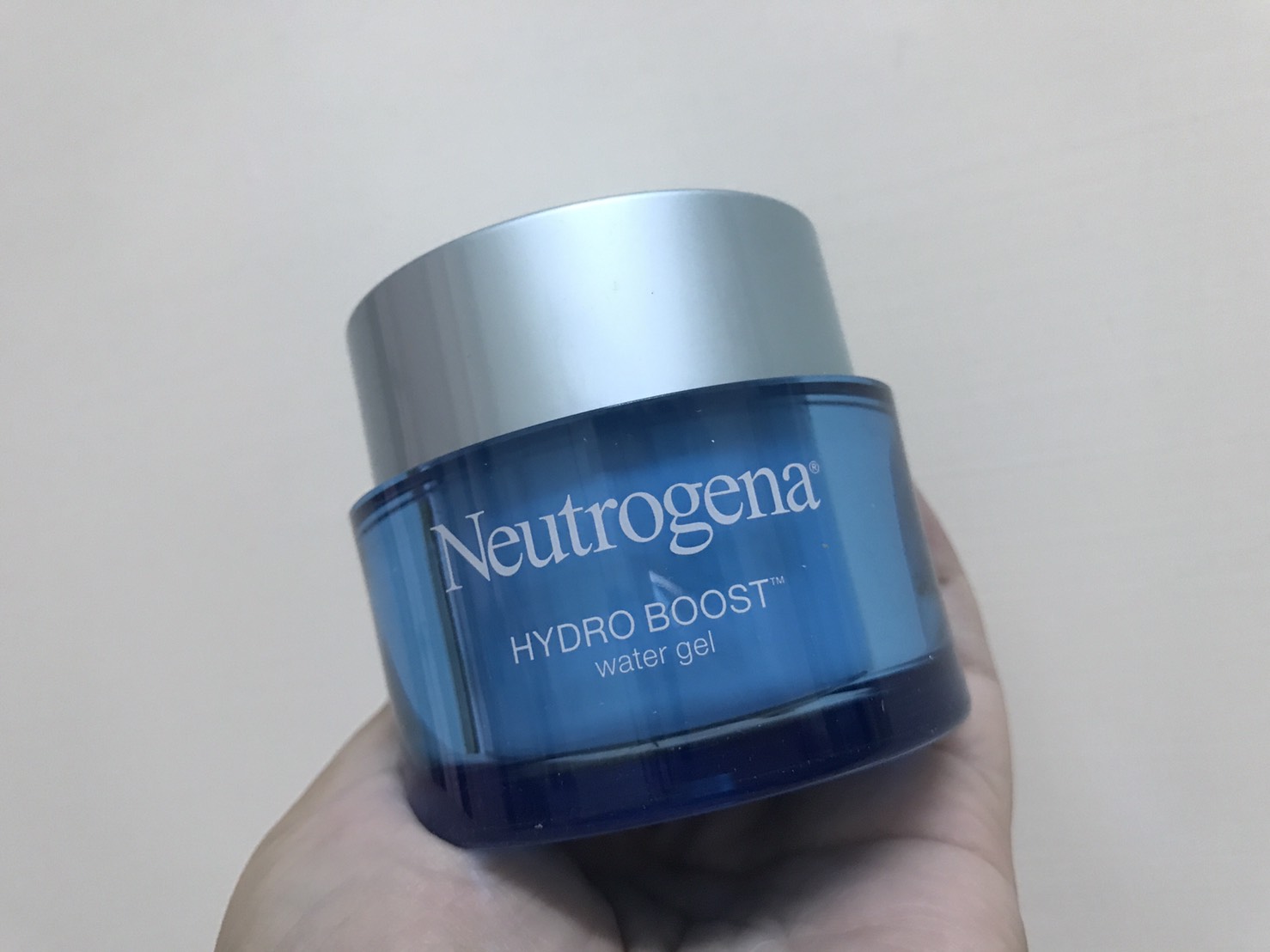 skin care/facial cream/neutrogena-擺脫台灣氣候困擾，你需要溫和滋潤的機能型保濕保養~露得清水活保濕系列-露得清水活保濕凝露 保養品分享 健康養身 民生資訊分享 