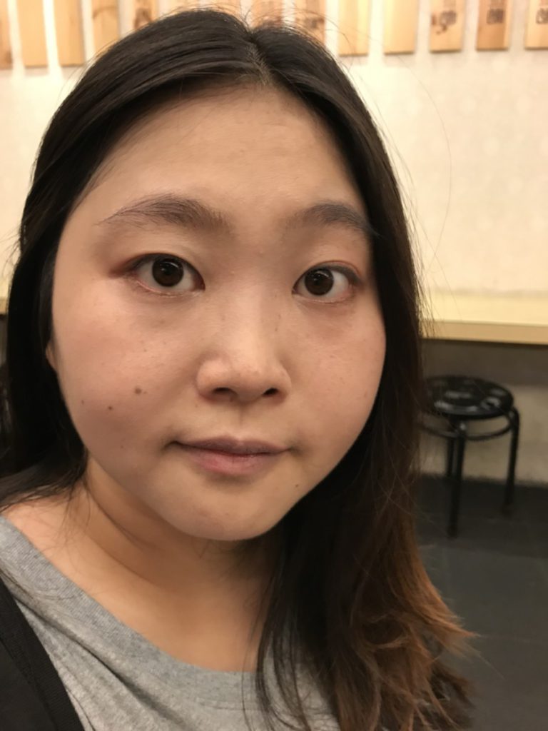 Foundation/底妝分享-Za美白聚光粉底精華/OW0C-白肌適用不黯沉,給你亮白好氣色,出油流汗後稍壓一下會變奶油肌呢!台灣製造的唷~ 彩妝品分享 攝影