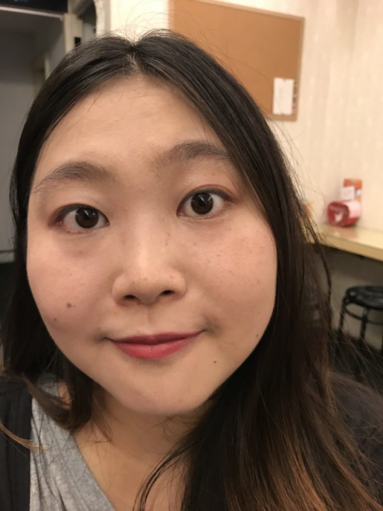 Foundation/底妝分享-Za美白聚光粉底精華/OW0C-白肌適用不黯沉,給你亮白好氣色,出油流汗後稍壓一下會變奶油肌呢!台灣製造的唷~ 彩妝品分享 攝影