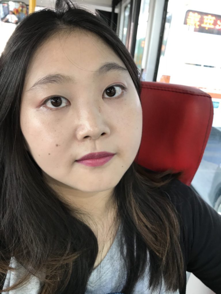 Foundation/底妝分享-Za美白聚光粉底精華/OW0C-白肌適用不黯沉,給你亮白好氣色,出油流汗後稍壓一下會變奶油肌呢!台灣製造的唷~ 彩妝品分享 攝影