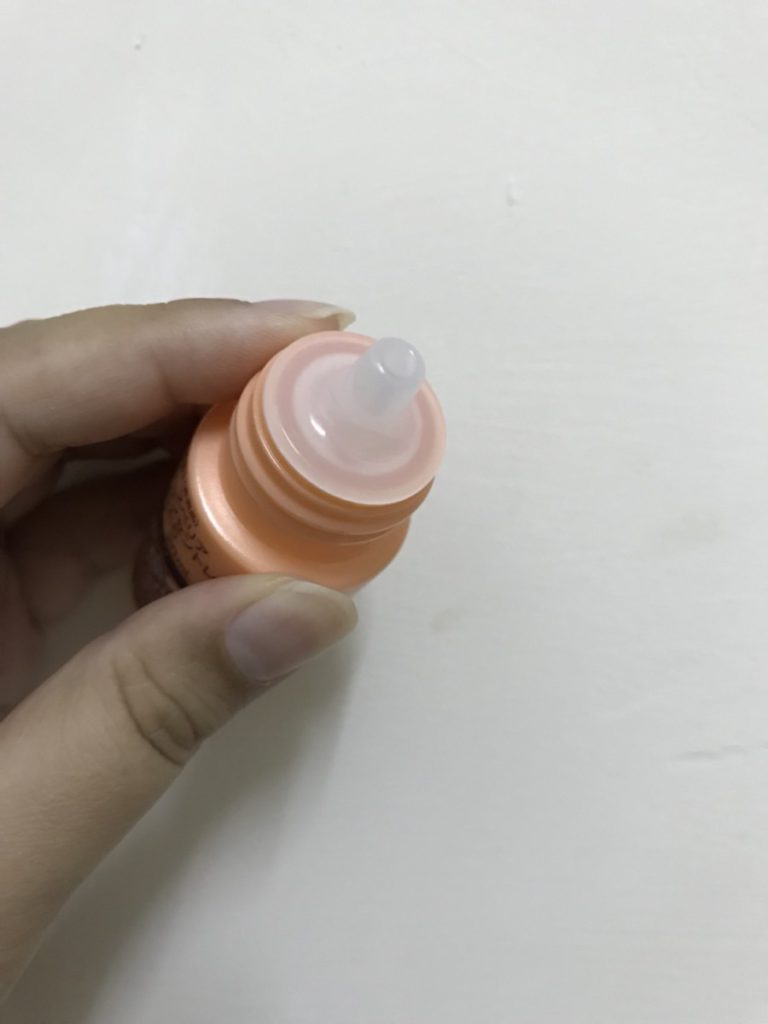 skincare/facial lotion/乳液/Kanebo/佳麗寶-DEW SUPERIOR潤活精純乳(輕潤) 心得分享-適合冬天使用的臉部乳液 擦手舒適但臉上會殘留黏膩感 激推的護手質地@@" 保養品分享 民生資訊分享