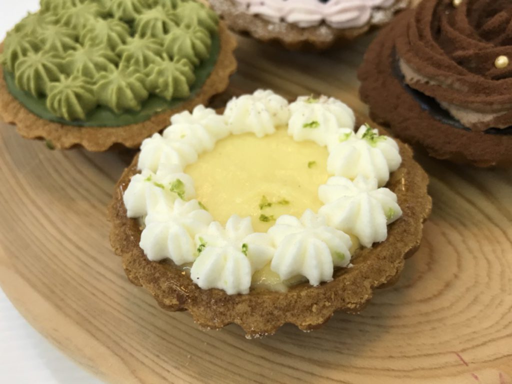 台南伴手禮推薦/網購名店/團購美食/宅配甜點-阿嬤的珍藏 法式珍藏禮盒-精巧甜塔一嚐回味,佳節送禮好選擇! 宅配食記 民生資訊分享 飲食集錦