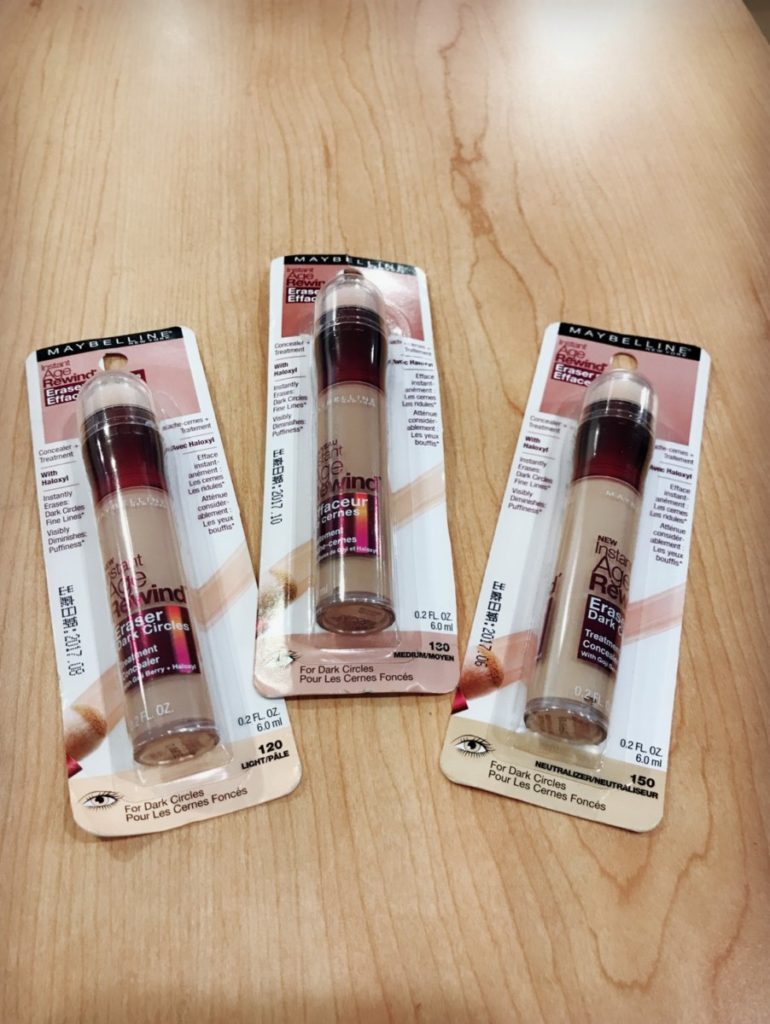 Maybelline黑眼圈擦擦筆真的很好遮瑕！美妝神物無誤！！！ 適合夏天使用的彩妝品～ 彩妝品分享 攝影 民生資訊分享 