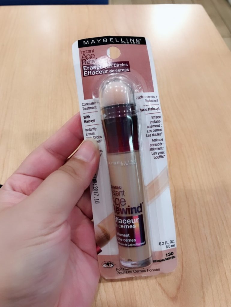 Maybelline黑眼圈擦擦筆真的很好遮瑕！美妝神物無誤！！！ 適合夏天使用的彩妝品～ 彩妝品分享 攝影 民生資訊分享 