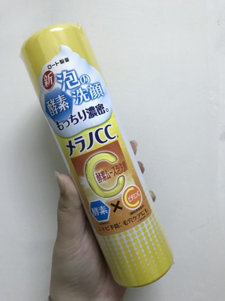 ROHTO 日本樂敦 維他命C酵素洗顏慕斯 台灣也買得到的清新好用日本潔顏品 保養品分享 健康養身 民生資訊分享 