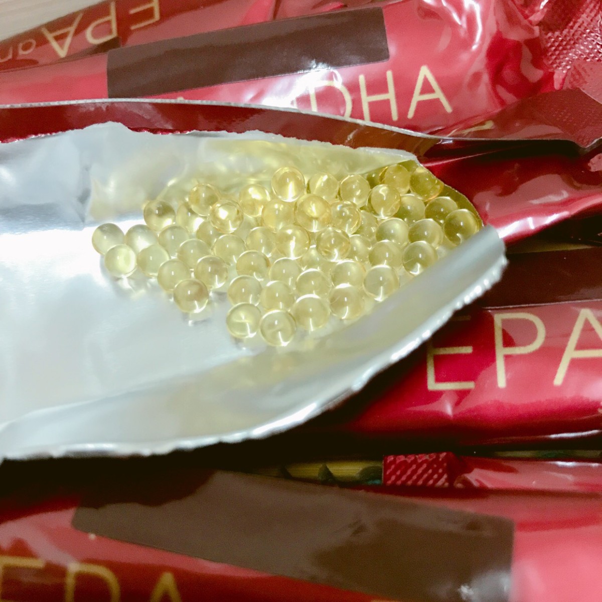 日本水產NISSUI EPA&DHA海洋精萃魚油晶球 富含深海魚萃取的EPA&DHA，4mm極小膠囊，易吃無腥味 保養品分享 健康養身 民生資訊分享 飲食集錦  