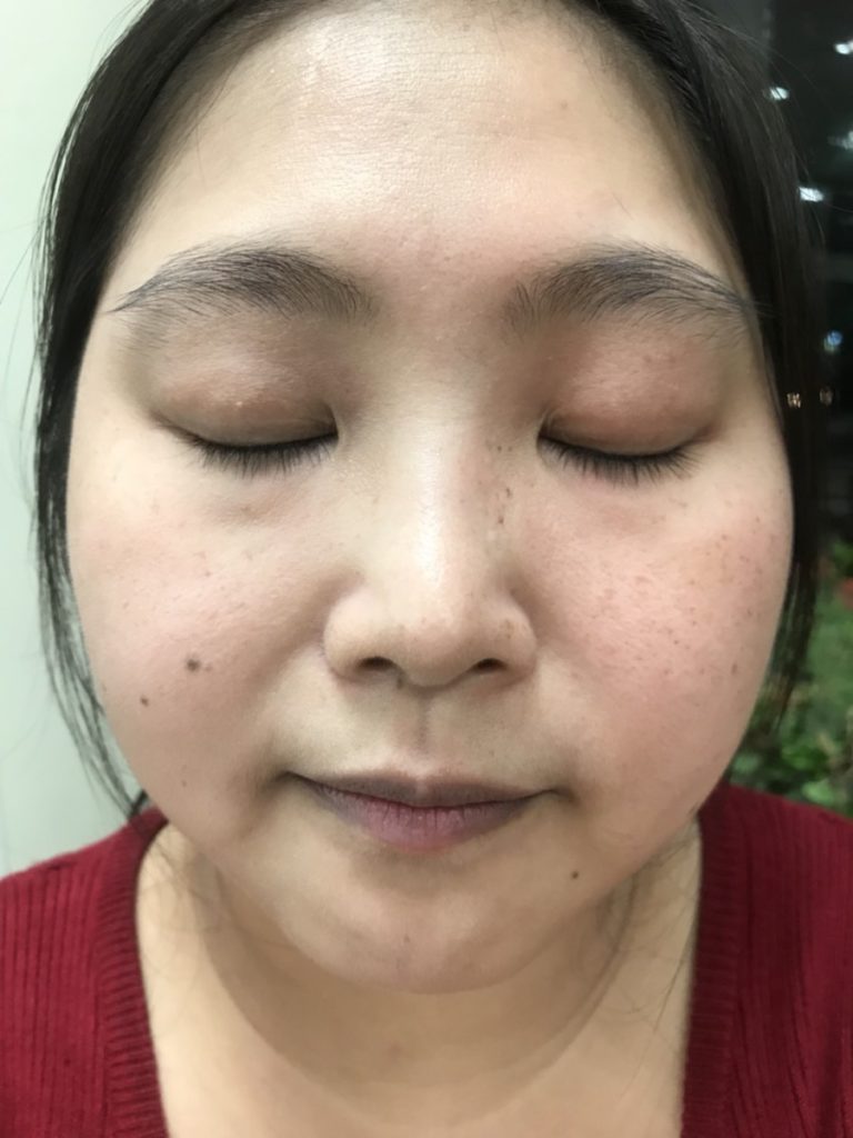 日系底妝-前所未有新體驗的水感果凍底妝,一上就有明亮好氣色->櫻特芮/INTEGRATE透潤柔光粉底凍 彩妝品分享 攝影 民生資訊分享