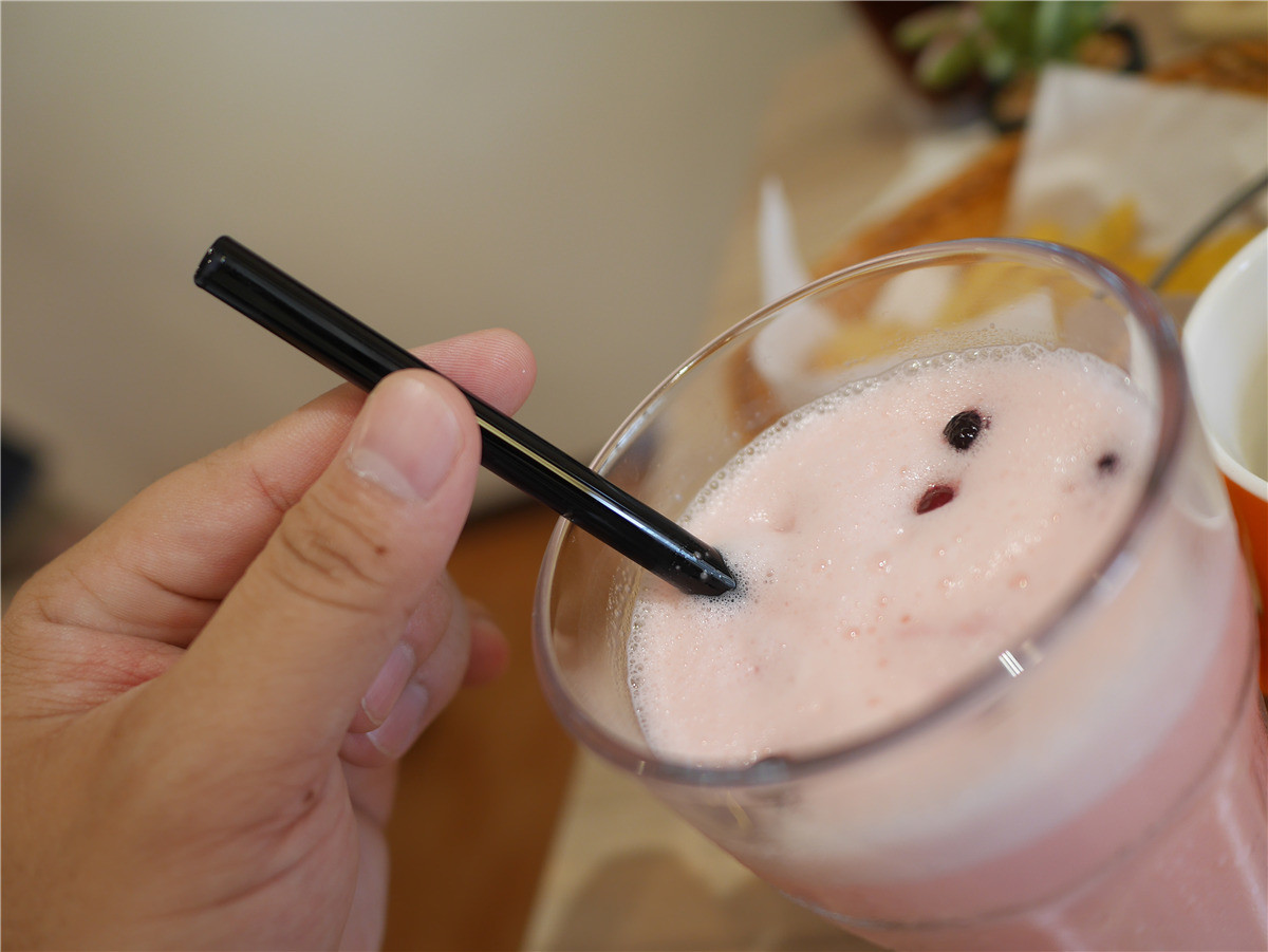 台中北區/輕食早午餐/双黄Envy Day-餐點有一定水準的寵物友善餐廳,不限時的環境用餐更輕鬆自在,附插座、wifi 中式料理 健康養身 攝影 美式料理 飲食集錦