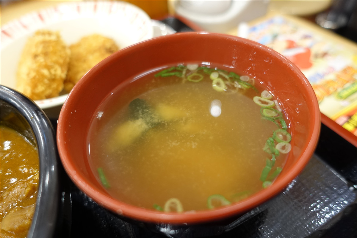 Sukiya Taiwan-すき家 台中健行博館店-美味的牛肉咖哩/咖哩牛丼深得我心,可樂餅套餐每次必點!內有Sukiya菜單 中式料理 攝影 日式料理 民生資訊分享 飲食集錦