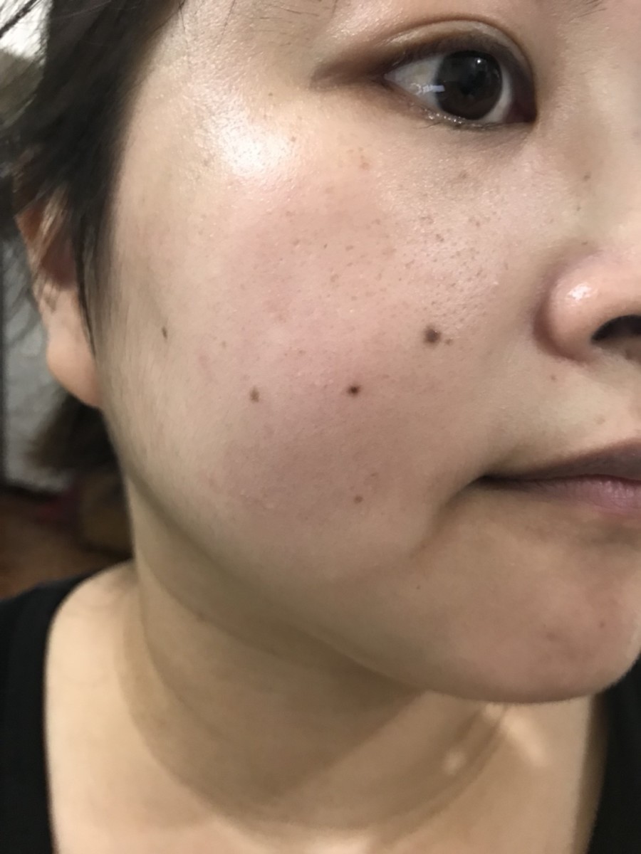 日本底妝/彩妝-kiss裸紗透白持妝隔離霜SPF26/PA++ 一瓶有補土功能的底妝,單上的妝感就好好看,但會引起上妝後面起屑,真的只建議單上! 彩妝品 彩妝品分享 攝影