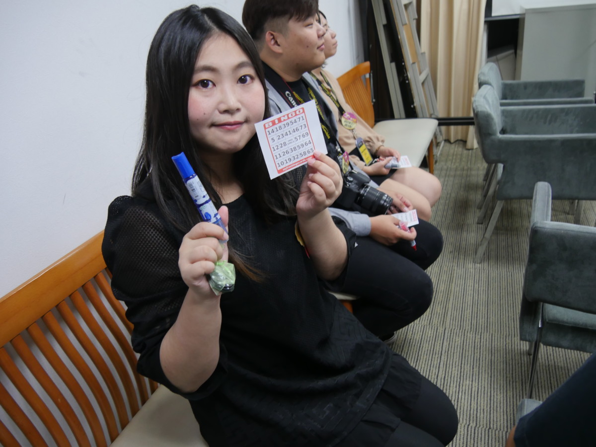 台中北區/互動式學習/英語交流活動-上課是什麼?一起來玩瘋狂桌遊,讓歌倫比亞美語顧問跟你一起嗨翻全場! 民生資訊分享 紓發緒感 論學