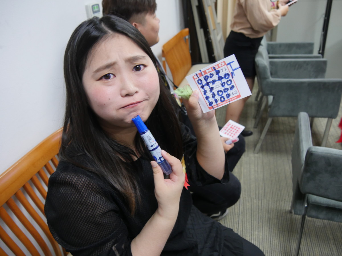 台中北區/互動式學習/英語交流活動-上課是什麼?一起來玩瘋狂桌遊,讓歌倫比亞美語顧問跟你一起嗨翻全場! 民生資訊分享 紓發緒感 論學