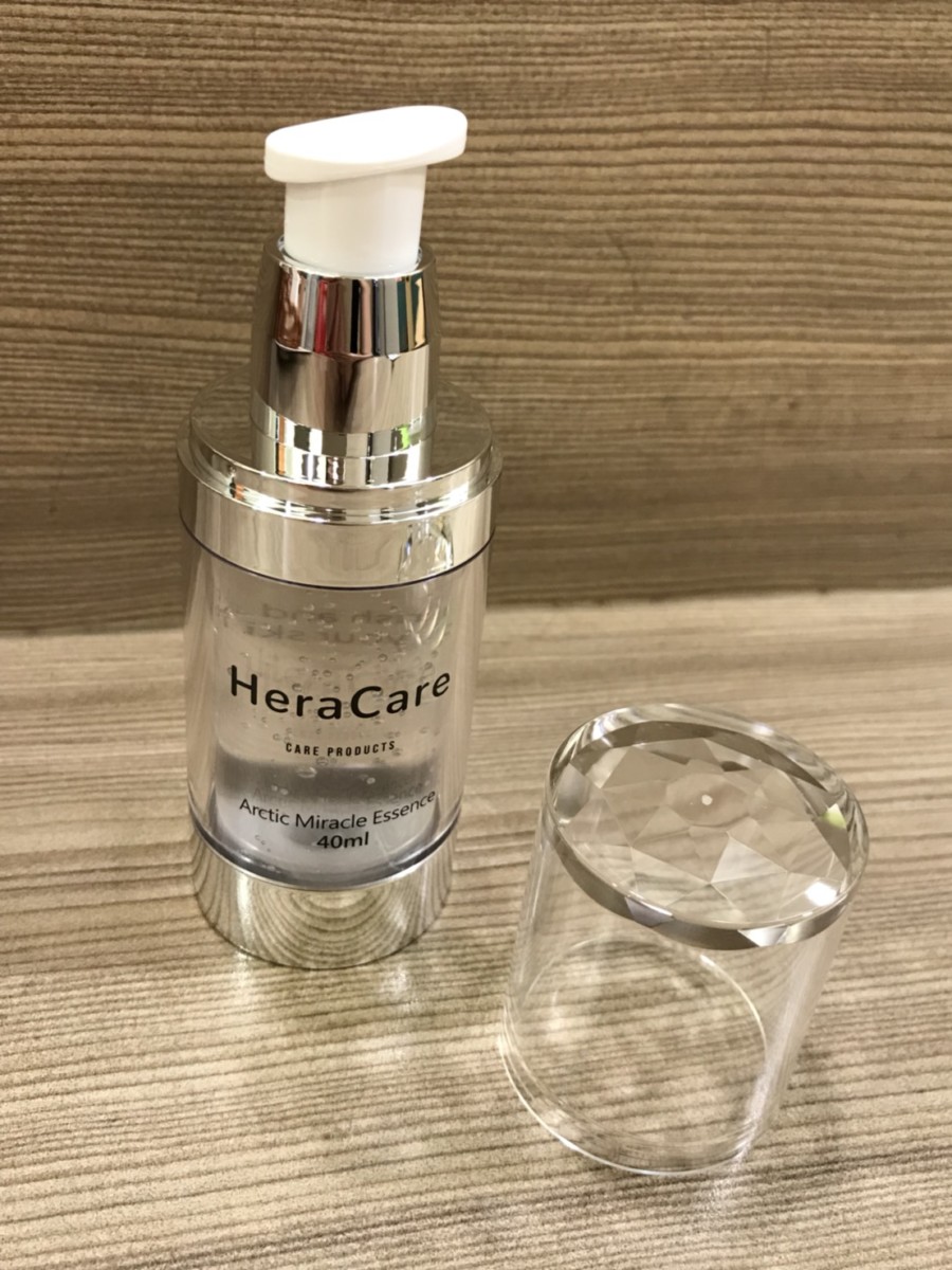 skincare/夏天保養/Hera Care 極緻奇蹟精華液/Arctic Miracle Essence 舒適好用的保濕精華,保濕做的好,透亮沒煩惱 保養品分享 攝影 民生資訊分享