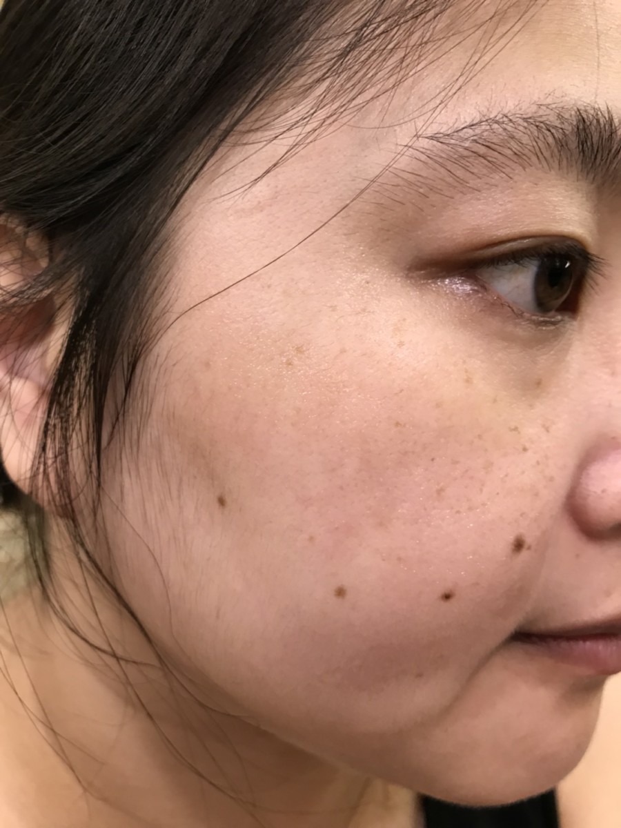 skincare/夏天保養/Hera Care 極緻奇蹟精華液/Arctic Miracle Essence 舒適好用的保濕精華,保濕做的好,透亮沒煩惱 保養品分享 攝影 民生資訊分享