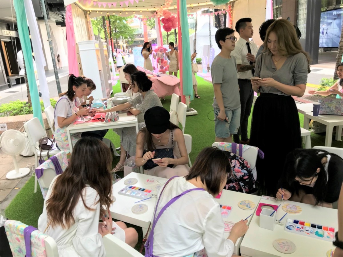 台北信義區/ECONECO Animal Parade絵子猫的夢幻派對-會場佈置夢幻可愛,現場免費體驗杯墊繪製、指甲彩繪和占卜 攝影 民生資訊分享 紓發緒感
