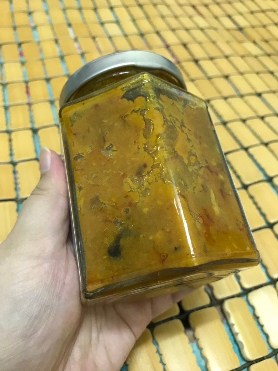 一碗公-整粒番茄酸辣醬、香辣金瓜醬,新鮮蔬果熬製,醬香濃郁,簡單好吃,拌飯、拌麵、煮湯或當點心都很優秀! 中式料理 宅配食記 攝影 民生資訊分享 飲食集錦