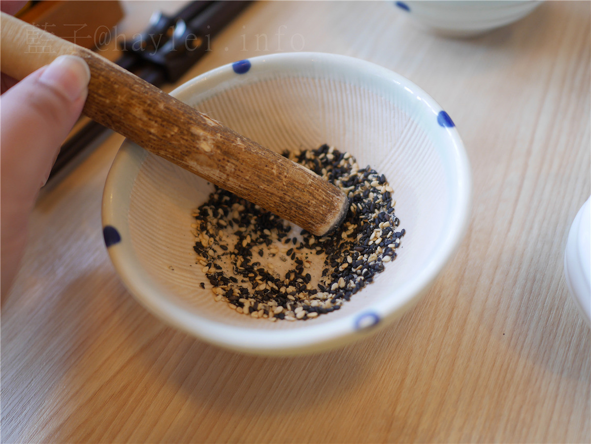 台中品田牧場(公益店)-海老里肌海陸並出,味美肉嫩、里肌豬排咖哩香氣逼人,越光米、高麗菜無限供應,吃的超級飽~台中美食餐廳/日式料理/日式豬排定食/王品集團美食/咖哩豬排/套餐定食/愛評體驗券 攝影 民生資訊分享 飲食集錦
