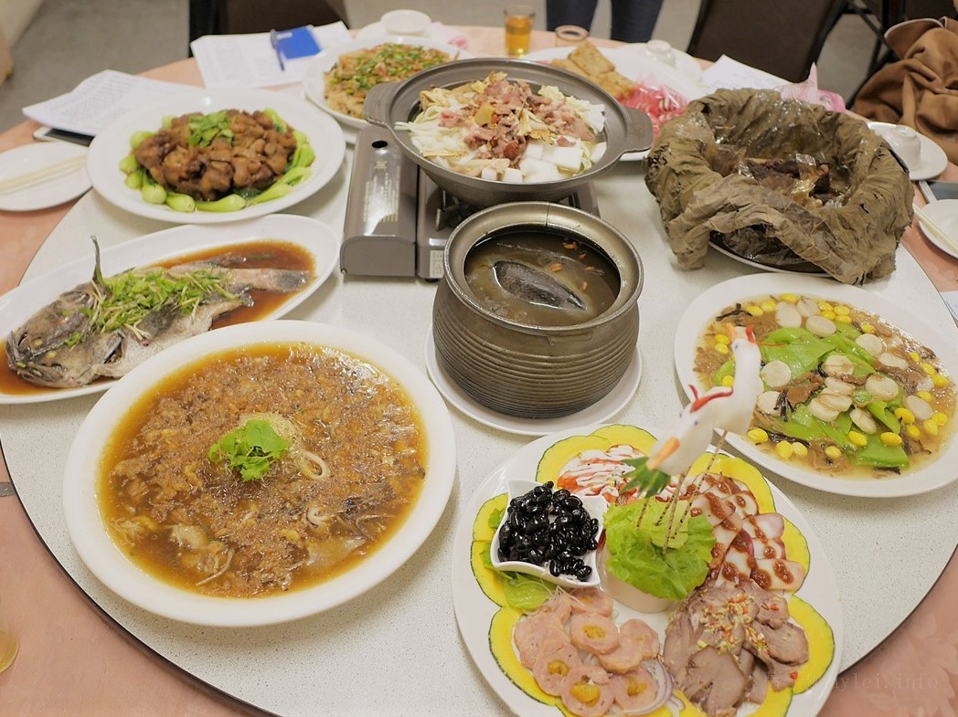 漁人船釣海鮮餐廳/5000元有找的超澎湃年菜外帶,巷仔內的都找這訂年菜!台中西屯區/年菜外帶/尾牙春酒/春節辦桌/熱炒台菜餐廳/平價年菜/年菜菜單 中式料理 攝影 飲食集錦