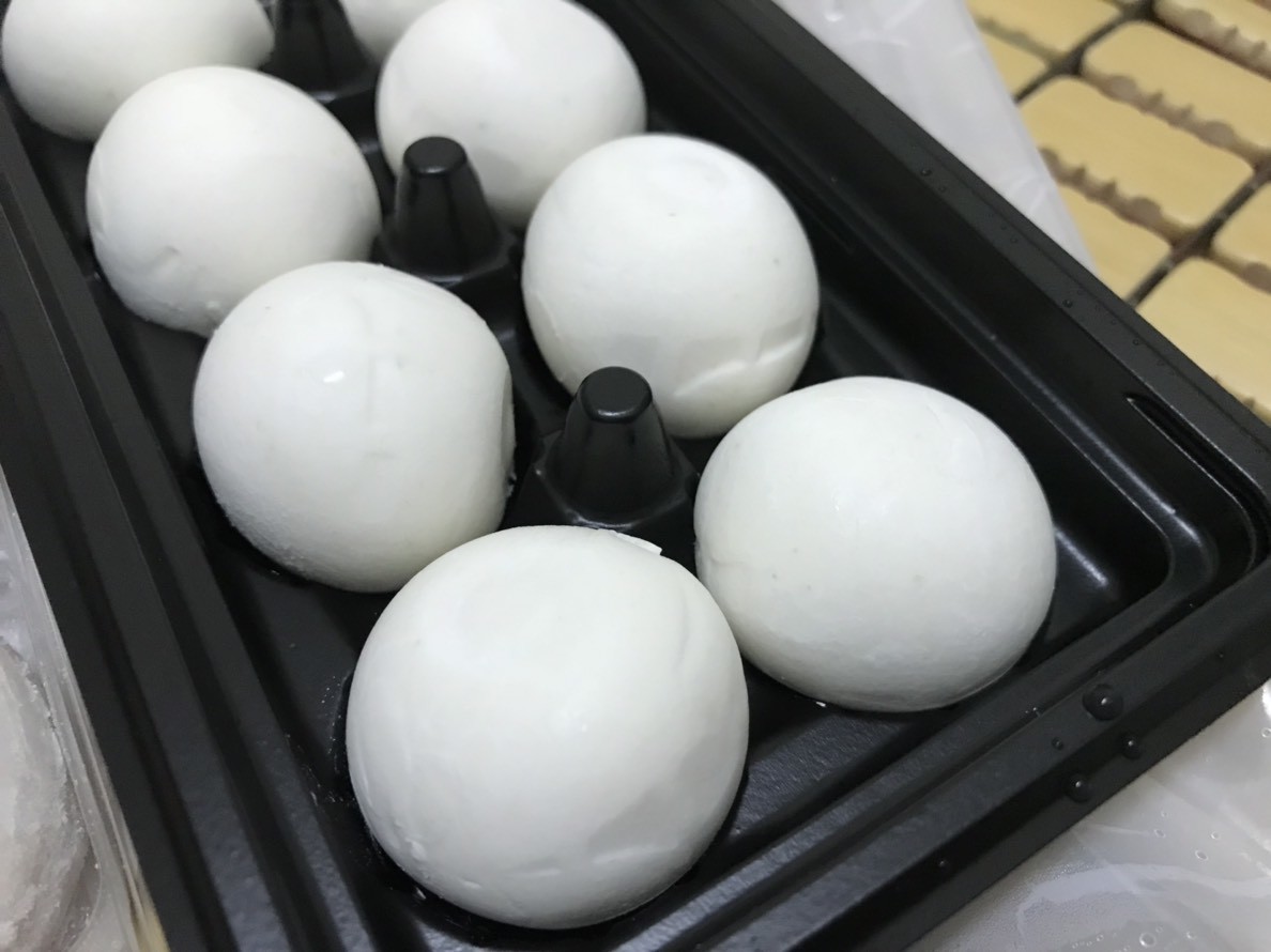 桂冠食品&君品頤宮中餐廳聯名推出星級料理,主廚秘製麻辣湯底麻香夠味、傳統汕頭魚餃彈脆爽滑、黃金流沙湯圓濃郁美味!圍爐聚餐/在家吃火鍋/火鍋美食/麻辣鍋底推薦/火鍋料推薦/簡單料理包/溫暖人心的食物/專業吃貨/7-11跟家樂福 中式料理 宅配食記 攝影 民生資訊分享 飲食集錦