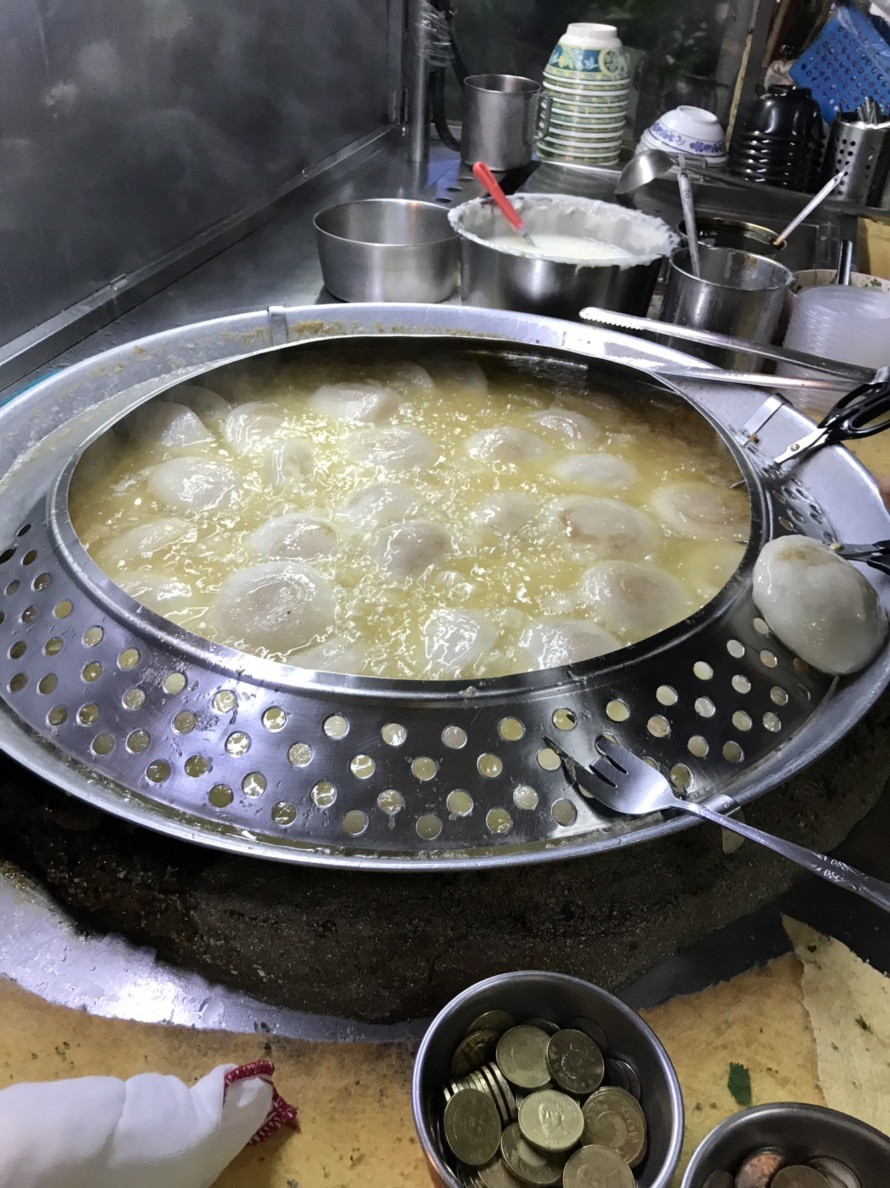 員林-彰化劉肉圓-皮超Q，簡單的豬肉跟筍塊，風味卻不簡單的美味！彰化美食/員林火車站/傳統美食/風味小吃/員林電影城旁/劉肉圓菜單 中式料理 攝影 民生資訊分享 飲食集錦 