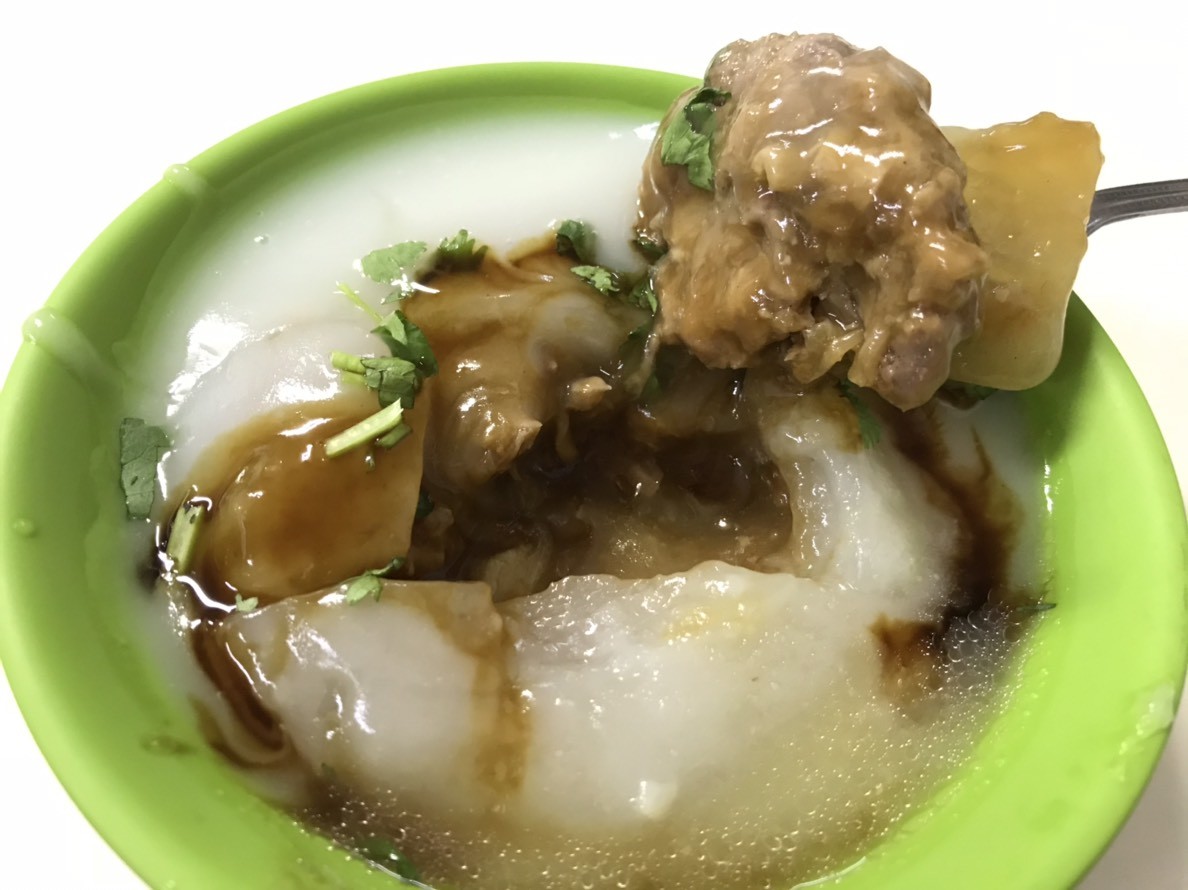 員林-彰化劉肉圓-皮超Q，簡單的豬肉跟筍塊，風味卻不簡單的美味！彰化美食/員林火車站/傳統美食/風味小吃/員林電影城旁/劉肉圓菜單 中式料理 攝影 民生資訊分享 飲食集錦 