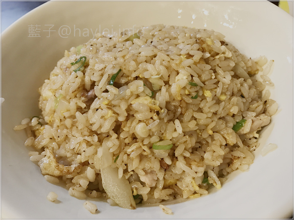 和風小館日式平價料理-炒飯50元噴香夠味、鍋燒烏龍麵60元彈香好吃，二中學生很常來!台中西區/日進街篤行路口/平價美味/日式料理/和風小館菜單/台中好吃炒飯 中式料理 攝影 日式料理 民生資訊分享 飲食集錦 