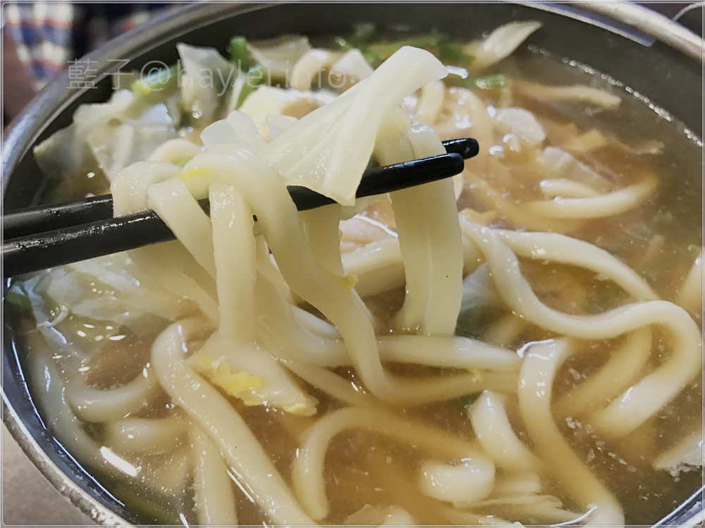 和風小館日式平價料理-炒飯50元噴香夠味、鍋燒烏龍麵60元彈香好吃,二中學生很常來!台中西區/日進街篤行路口/平價美味/日式料理/和風小館菜單/台中好吃炒飯 中式料理 攝影 日式料理 民生資訊分享 飲食集錦