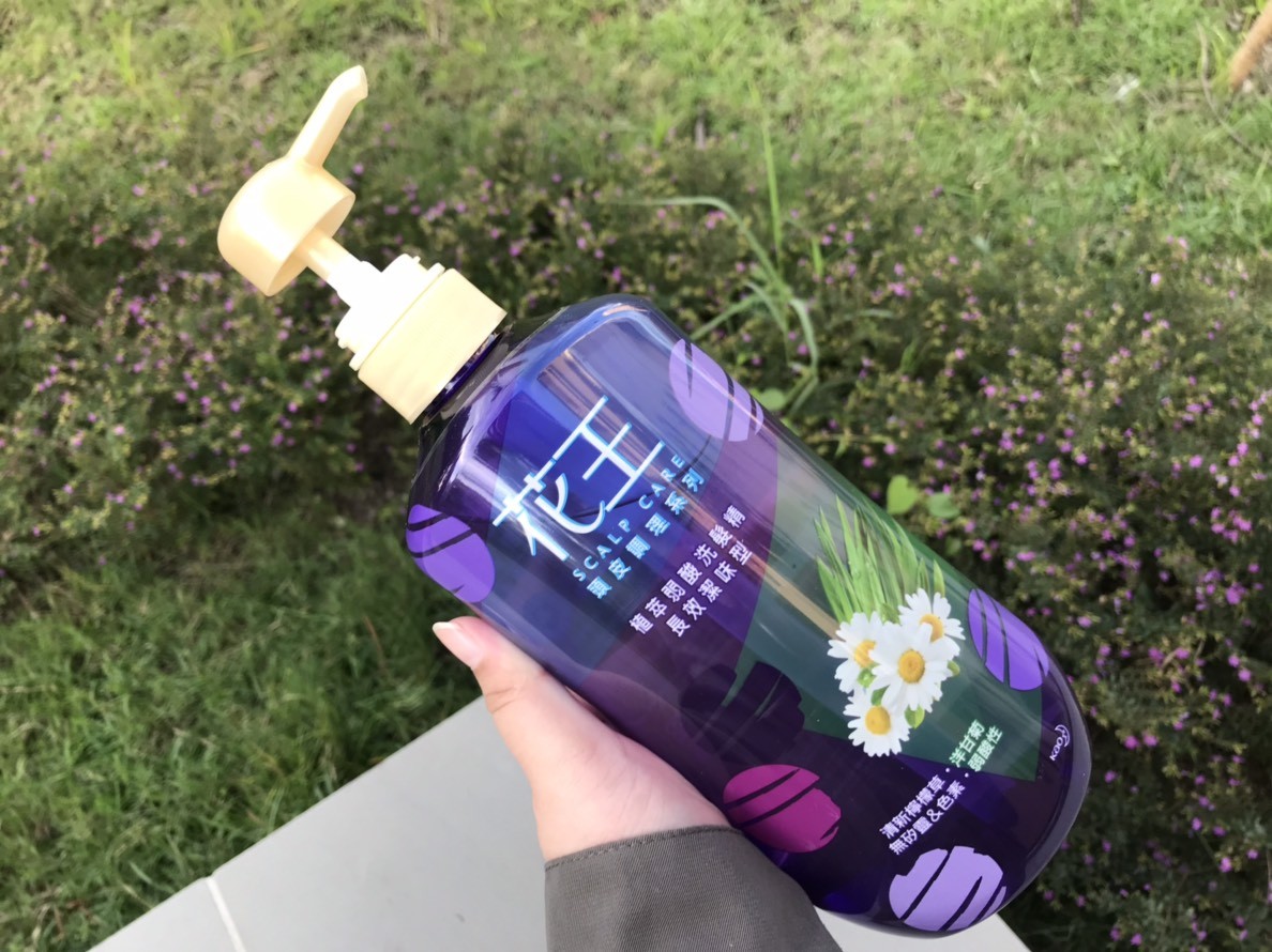 花王植萃弱酸頭皮調理系列-長效潔味洗潤組(花王植萃弱酸洗髮精頭皮調理系列長效潔味型、花王植萃弱酸潤髮乳頭皮調理系列長效潔味型),維持頭皮、髮絲清爽潔淨感的秘密武器,清新葡萄柚香氣好舒心! 健康養身 攝影 民生資訊分享 美髮相關
