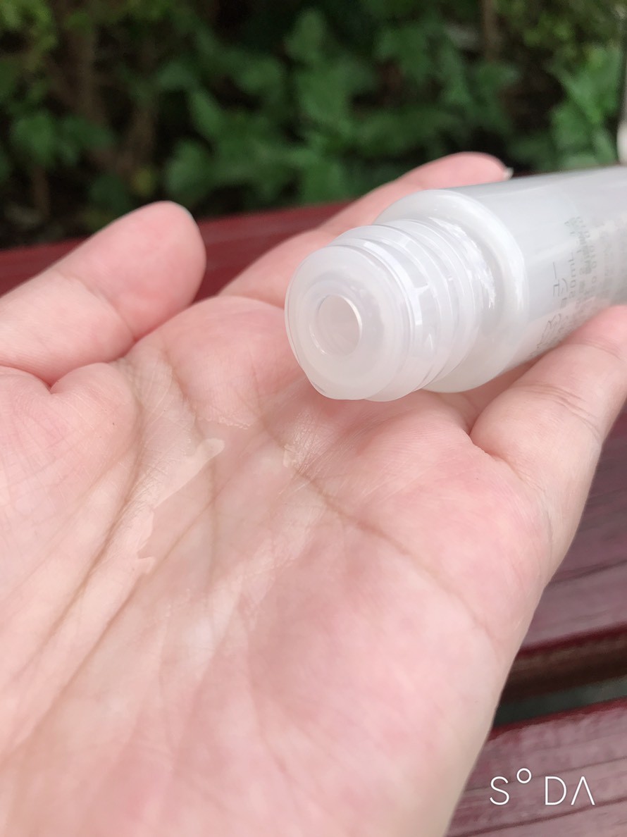 ORBIS肌膚保養/ORBIS u 芯生悠-潔面乳、精華化妝水跟保濕凝凍皆無油分、無香料、無著色、無酒精,對肌膚的負擔感低,相信也很適合大多數朋友~ORBISu/芯生悠 保養品分享 彩妝品分享 攝影 民生資訊分享