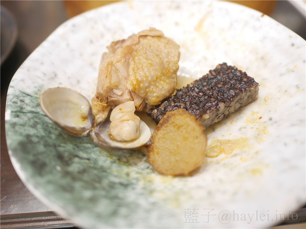 一級棒讚火鍋-台中南區忠孝夜市超值火鍋149起,口味多樣,湯頭美味,茶飲、冰沙、汽水、白飯、冰淇淋隨你吃到飽!燒酒嫩雞鍋必吃~ 中式料理 攝影 民生資訊分享 飲食集錦