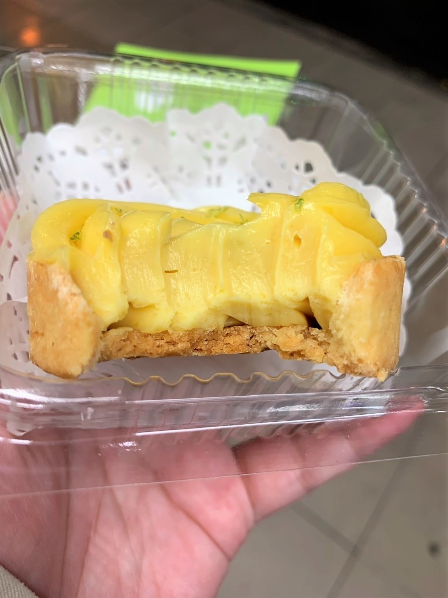 Miss Loo Loo La Patisserie & Sweet/台中南區忠孝夜市的酸香夠味好吃檸檬塔,偶爾對自己好一點~Lemon tart ♥ 攝影 民生資訊分享 飲食集錦