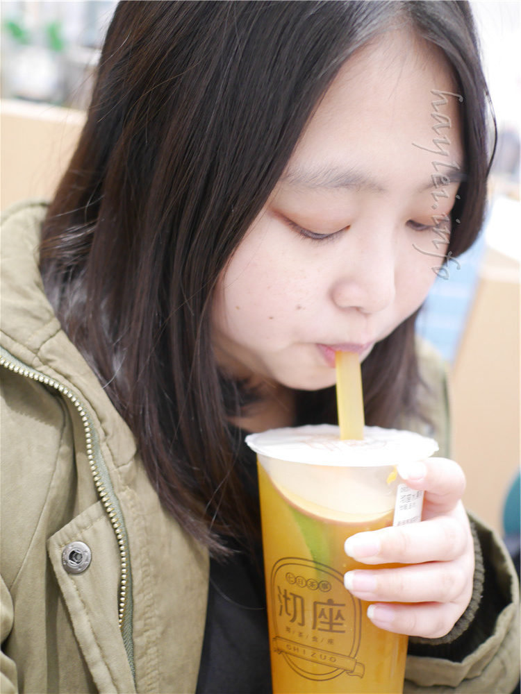 台中北屯/沏座chizuo-在設計超美的網美級環境喝手搖飲水果茶、吃鍋燒麵,感覺愜意又滿足!沏座chizuo菜單 中式料理 健康養身 攝影 民生資訊分享 飲食集錦