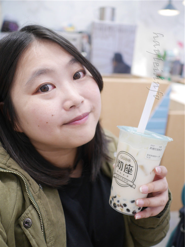 台中北屯/沏座chizuo-在設計超美的網美級環境喝手搖飲水果茶、吃鍋燒麵,感覺愜意又滿足!沏座chizuo菜單 中式料理 健康養身 攝影 民生資訊分享 飲食集錦