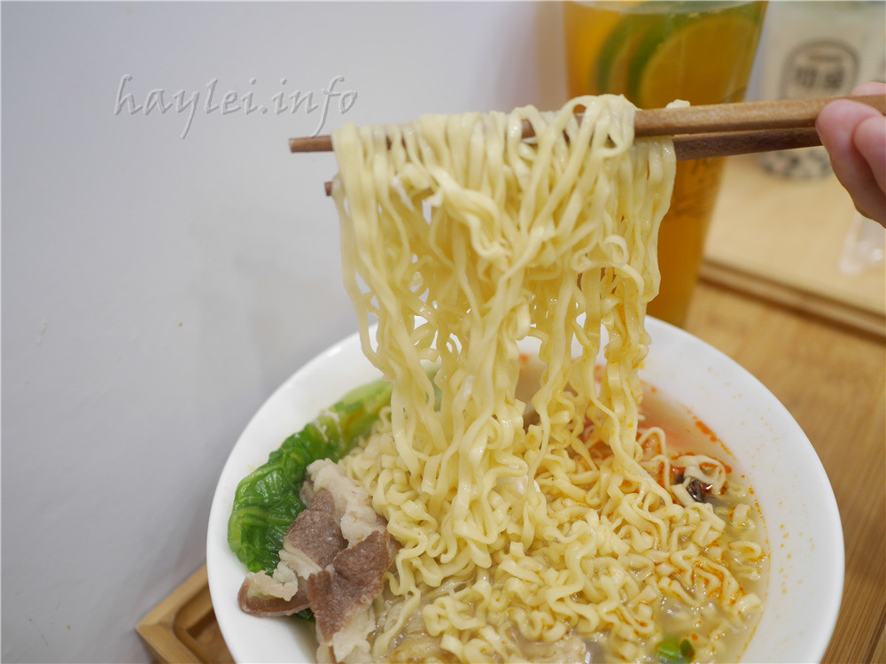 台中北屯/沏座chizuo-在設計超美的網美級環境喝手搖飲水果茶、吃鍋燒麵,感覺愜意又滿足!沏座chizuo菜單 中式料理 健康養身 攝影 民生資訊分享 飲食集錦