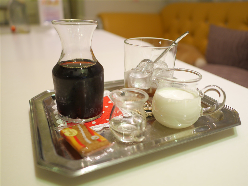 Oyami cafe-風靡台北西門町的義式咖啡館,彩虹龍蝦義大利麵、甜點下午茶都非常好吃,因為堅持美味而屹立不搖 台北萬華 近捷運西門站6號出口美食餐廳 台北下午茶 異國料理 內有Oyami cafe菜單 攝影 民生資訊分享 飲食集錦