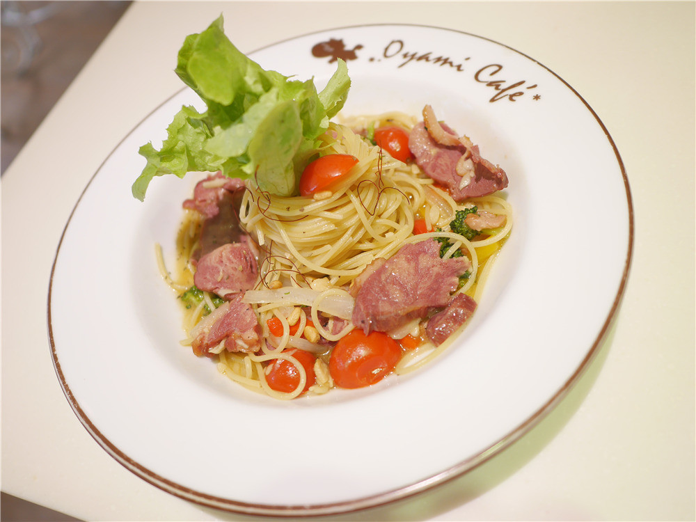 Oyami cafe-風靡台北西門町的義式咖啡館,彩虹龍蝦義大利麵、甜點下午茶都非常好吃,因為堅持美味而屹立不搖 台北萬華 近捷運西門站6號出口美食餐廳 台北下午茶 異國料理 內有Oyami cafe菜單 攝影 民生資訊分享 飲食集錦