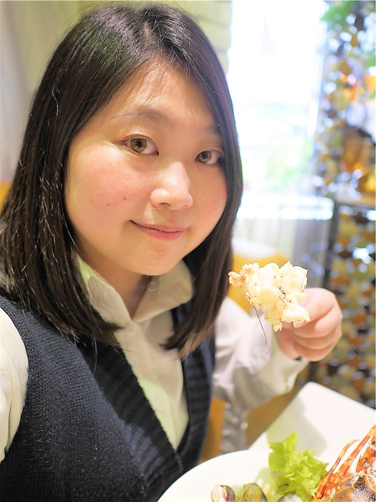 Oyami cafe-風靡台北西門町的義式咖啡館,彩虹龍蝦義大利麵、甜點下午茶都非常好吃,因為堅持美味而屹立不搖 台北萬華 近捷運西門站6號出口美食餐廳 台北下午茶 異國料理 內有Oyami cafe菜單 攝影 民生資訊分享 飲食集錦